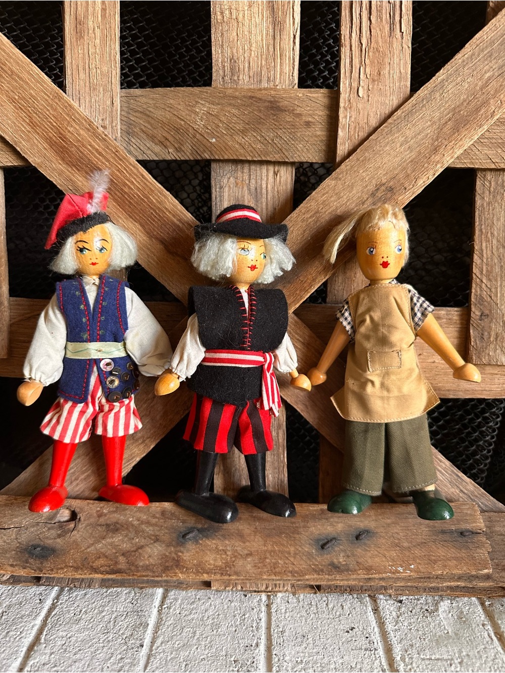 Vintage Lot 3 , 1950-60’s Ethnic Folk Art Polish Gromada Wooden Wood Peg Artist